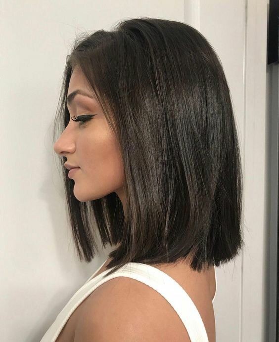 55 Medium Length Hairstyles & Haircuts for Women in 2023