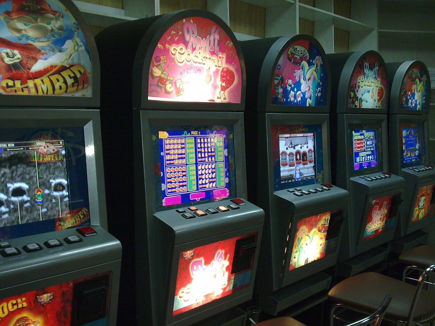 Игровые автоматы не на деньги онлайн перевод с киви на фонбет